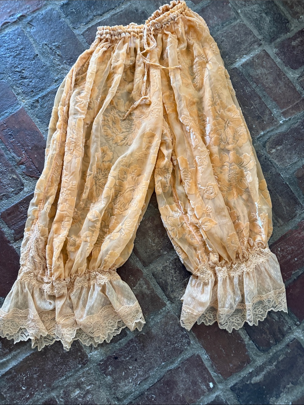 ⭐️NWT Free People Forever Young Burnout Bloomers⭐️ - Picture 3 of 8